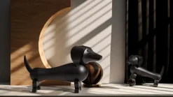 New Kay Bojesen Denmark Perro de madera 18,5 cm, Roble oscuro teñido Negro
