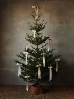 Clearance Ferm Living Pie de árbol Drape braided tree skirt, Natural Marrón