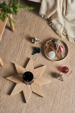 Scandi Living Pie para árbol de Navidad Norr, Lacado blanco BeigeMarrónNegro