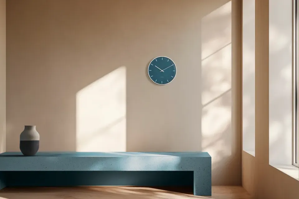 Best Arne Jacobsen Clocks Reloj AJ City Hall, , Ø29 cm Azul