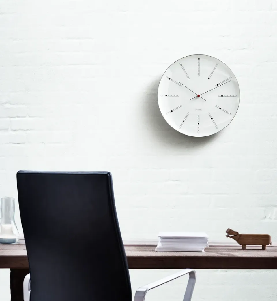 Discount Arne Jacobsen Clocks Reloj de pared AJ Bankers, Ø 29 cm Blanco
