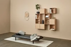 Outlet Andersen Furniture Reloj de pared A-Wall 41x76 cm, Oak-brass Marrón