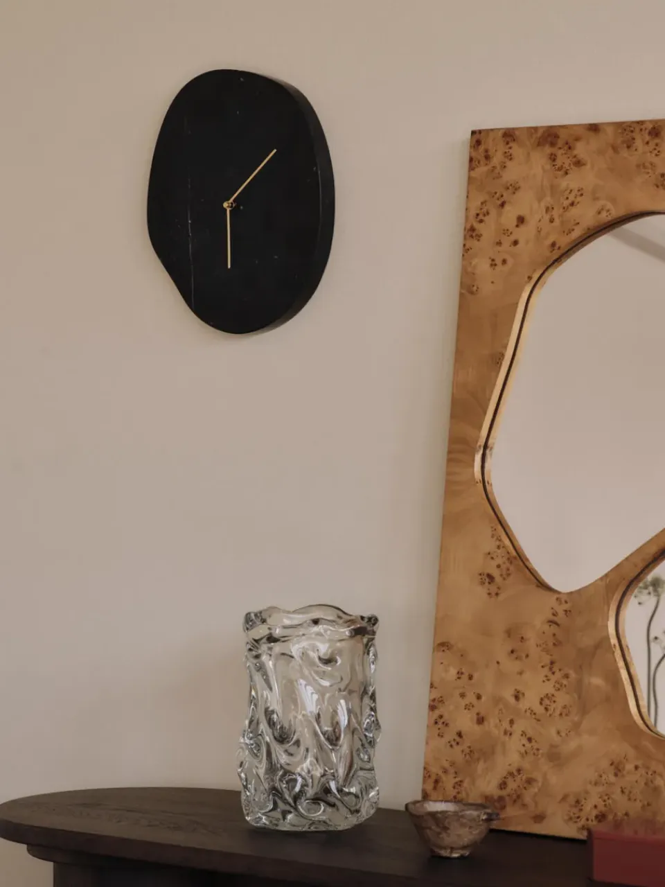 Hot Ferm Living Reloj de pared Melt 28x33 cm, Black marble Negro