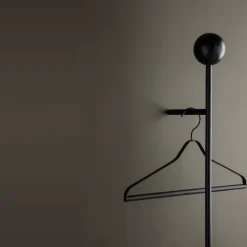New Ferm Living Set de 3 perchas , Negro