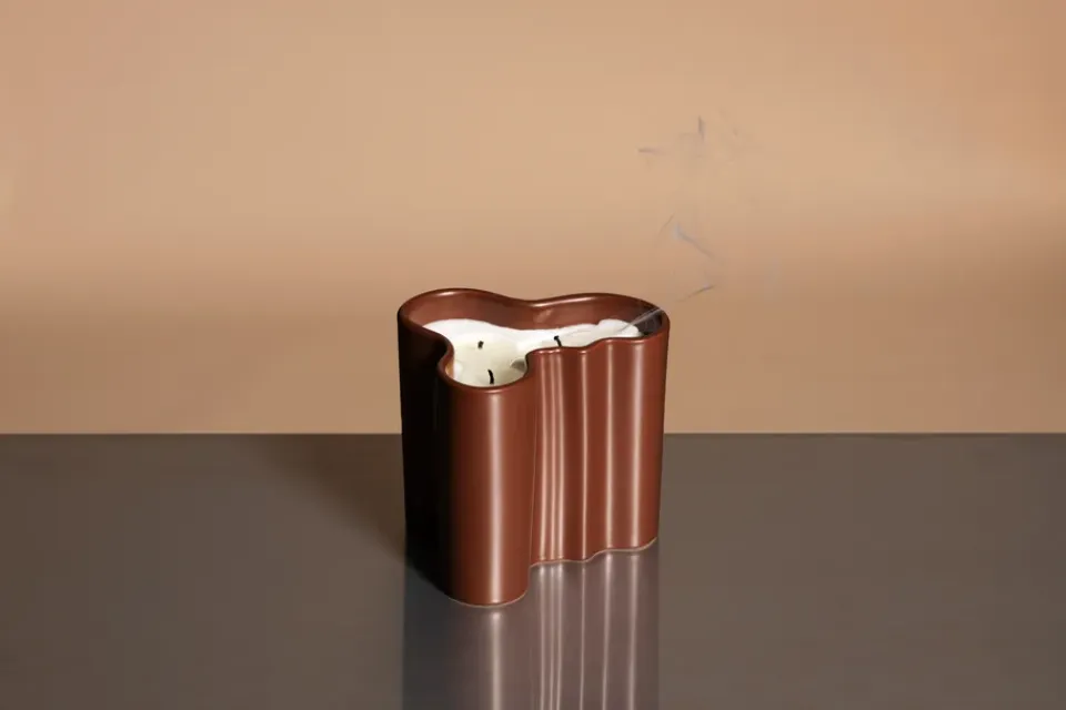 Outlet Iittala Vela aromática Aalto 11 cm, Fuego Marrón