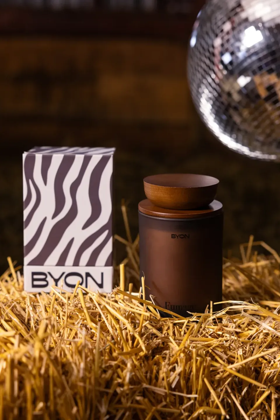 Sale Byon Vela aromática Fumage, 55 h Marrón