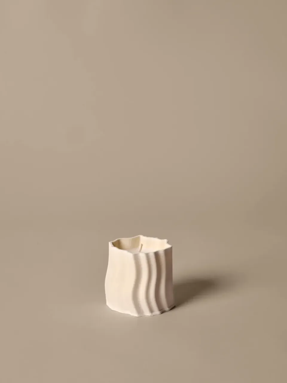 New Ferm Living Vela aromática Rylith 53 h, Higo Blanco