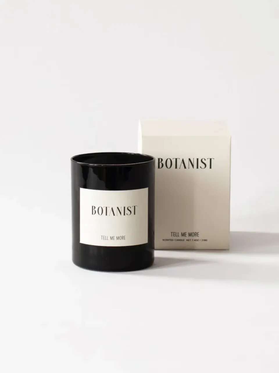 Discount Tell Me More Vela aromática 48 h, Botanist NegroBlanco