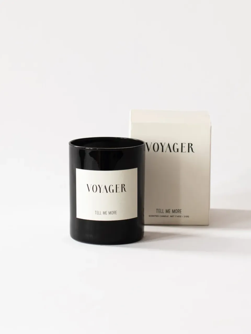 New Tell Me More Vela aromática 48 h, Voyager NegroBlanco