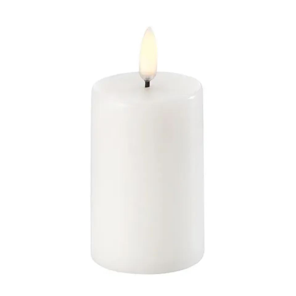 Uyuni Lighting Vela gruesa LED Uyuni Ø5 cm, 7,5 cm Blanco