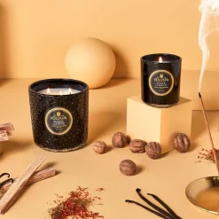 Clearance Voluspa Vela perfumada Classic Maison Noir 60 horas, Ambre Lumiere Color doradoNegro