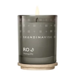 Hot Skandinavisk Vela perfumada con tapa Ro, 65 g Beige