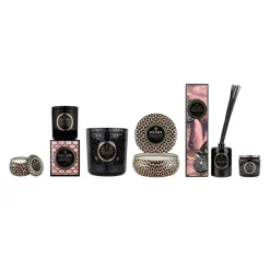 Voluspa Vela perfumada Maison Noir Mini Tin 25 horas, Pink Citron Grapefruit Color doradoRosaNegro