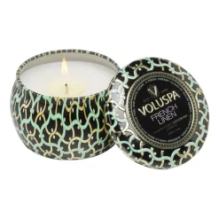Online Voluspa Vela perfumada Maison Noir Mini Tin 25 horas, French Linen Color doradoNegroTurquesa