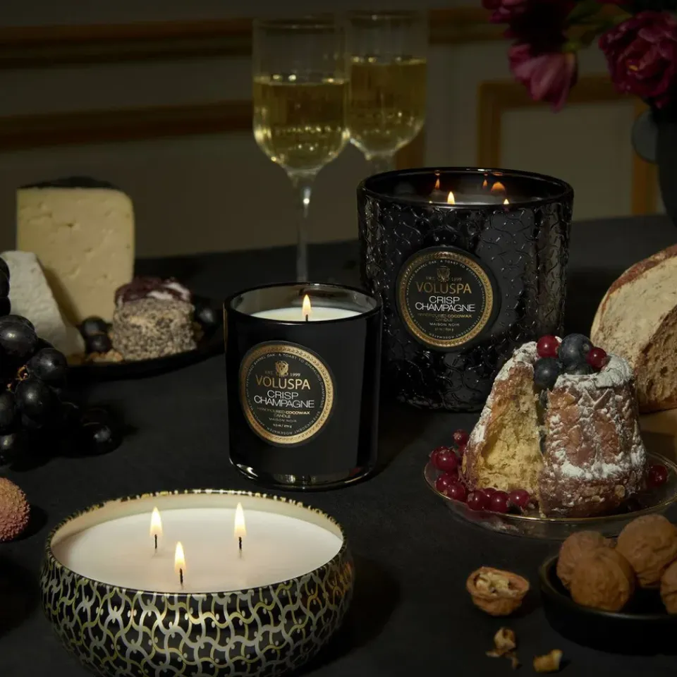 Sale Voluspa Vela perfumada Maison Noir 3-wick Tin 40 horas, Crisp Champagne Color doradoNegro