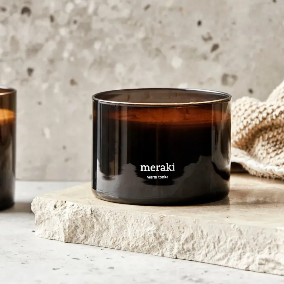 Clearance Meraki Vela perfumada , 60 horas, Warm tonka Marrón