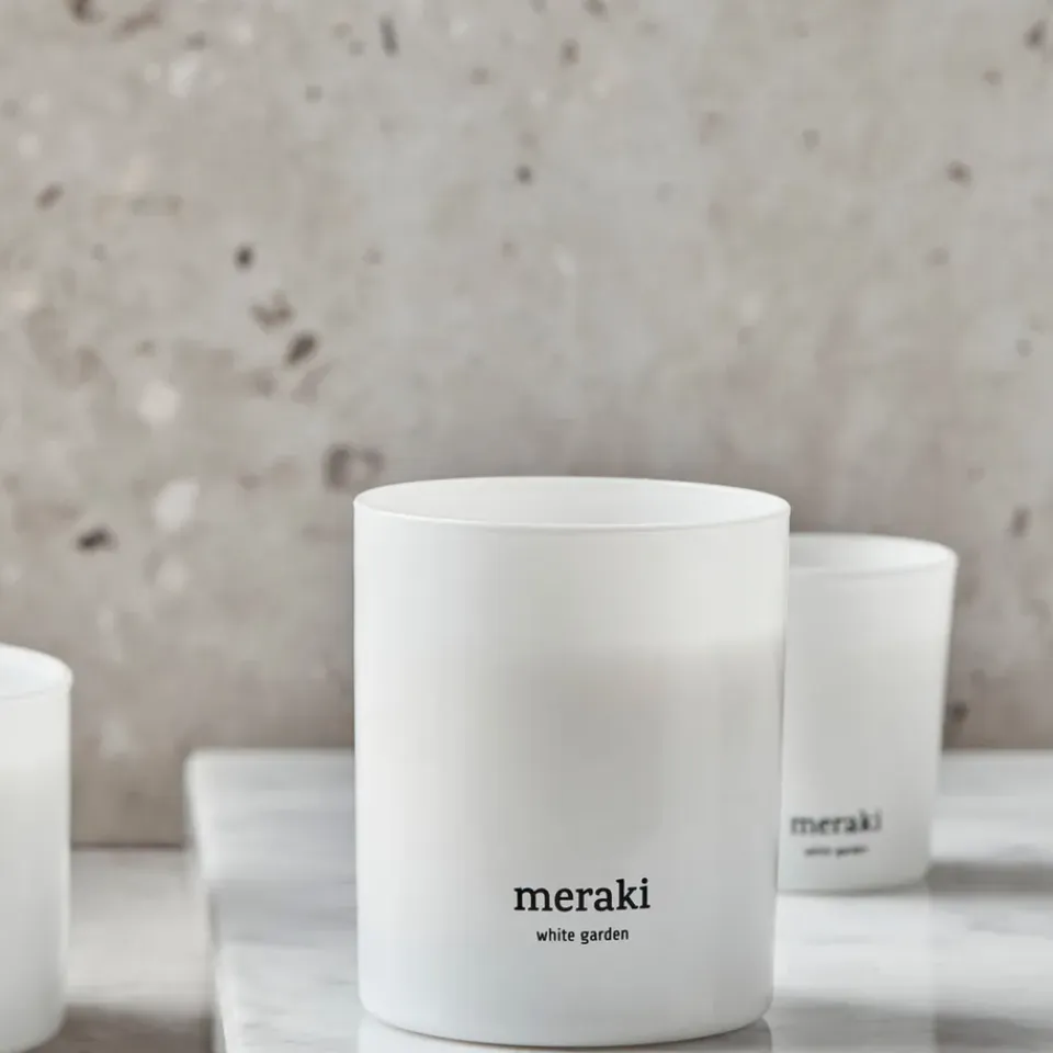 Clearance Meraki Vela perfumada , 35 horas, White garden Blanco
