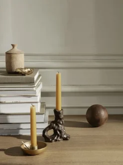 New Ferm Living Vela perfumada Ura, Chamomille Scent Marrón