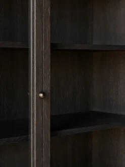 Outlet &Tradition Vitrina Trace SC88 120x192x40 cm, Dark stained oak Marrón